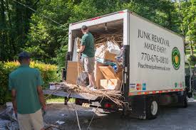 Best Estate Cleanout  in Brewton, AL